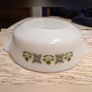 Anchor Hocking Fire King Green Meadow 1.5qt casserole